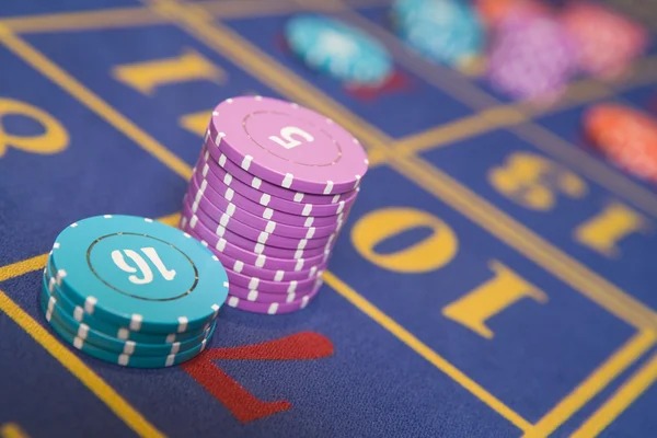 Live casino table streaming view